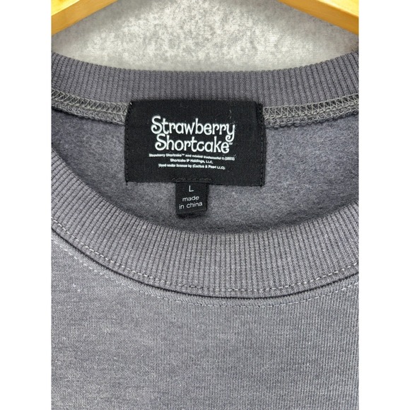 Strawberry Shortcake Coquette Kawaii Graphic Sweatshirt Nostalgic Y2K Cozycore L - Picture 2 of 8